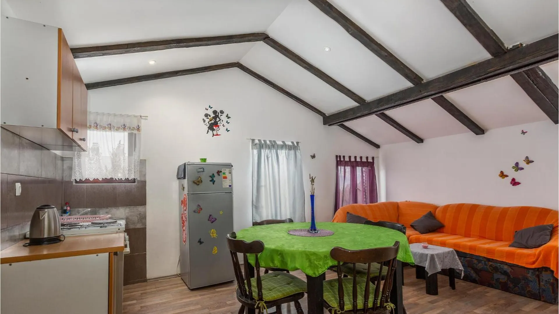 2 Bedroom Amazing Apartment In Njivice